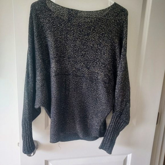 Sparkly black sweater - Picture 2 of 3